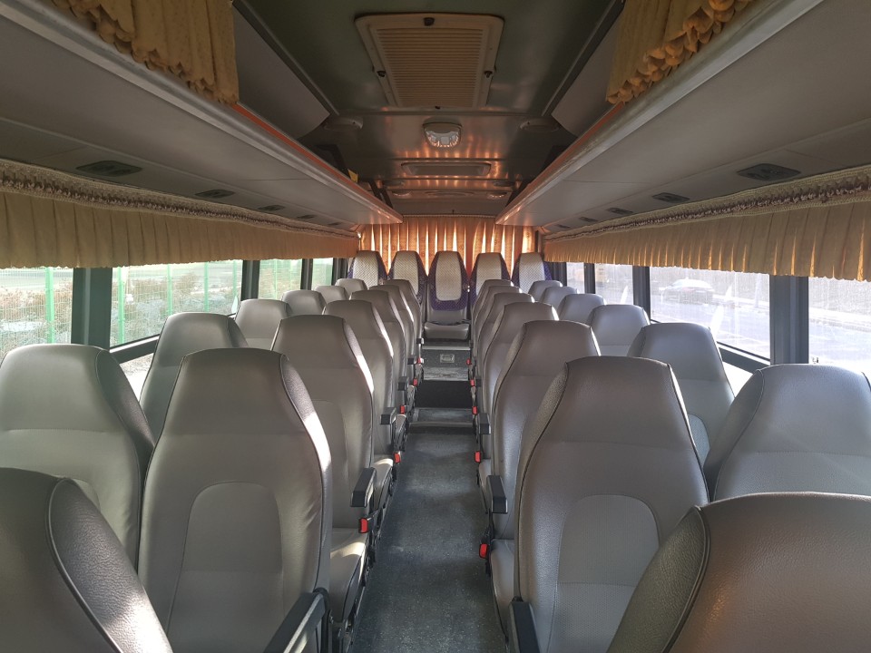 HYUNDAI AEROTOWN 225CV – Image 26