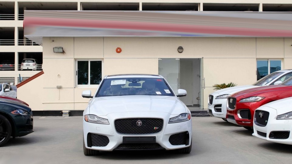 2016 Jaguar XF 3.0L V6 – Image 15