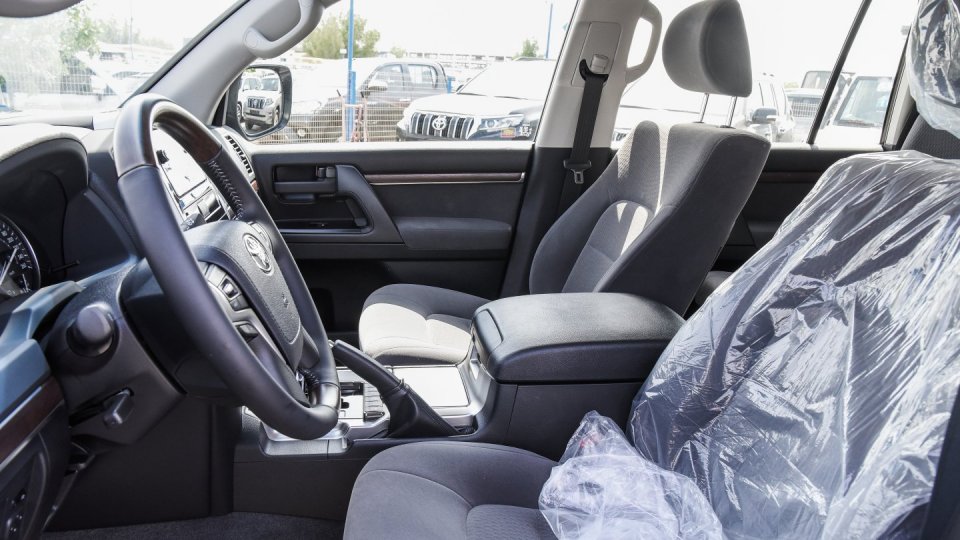 2019 Toyota Land Cruiser 4.5L GX.R V8 – Image 15