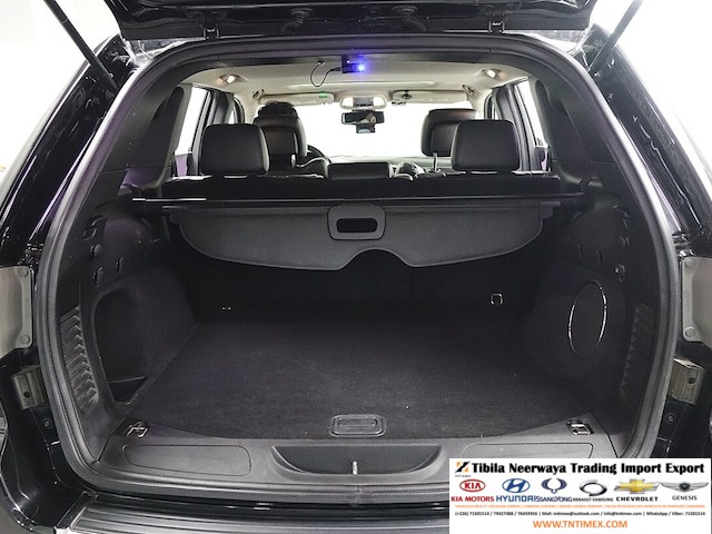 2012 Jeep Grand Cherokee 3.6L V6 Laredo – Image 15