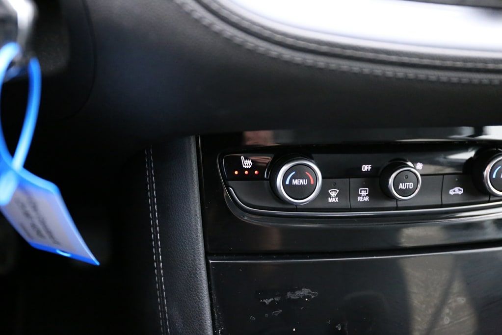 2019 Opel Grand Country X 1.2T – Image 17