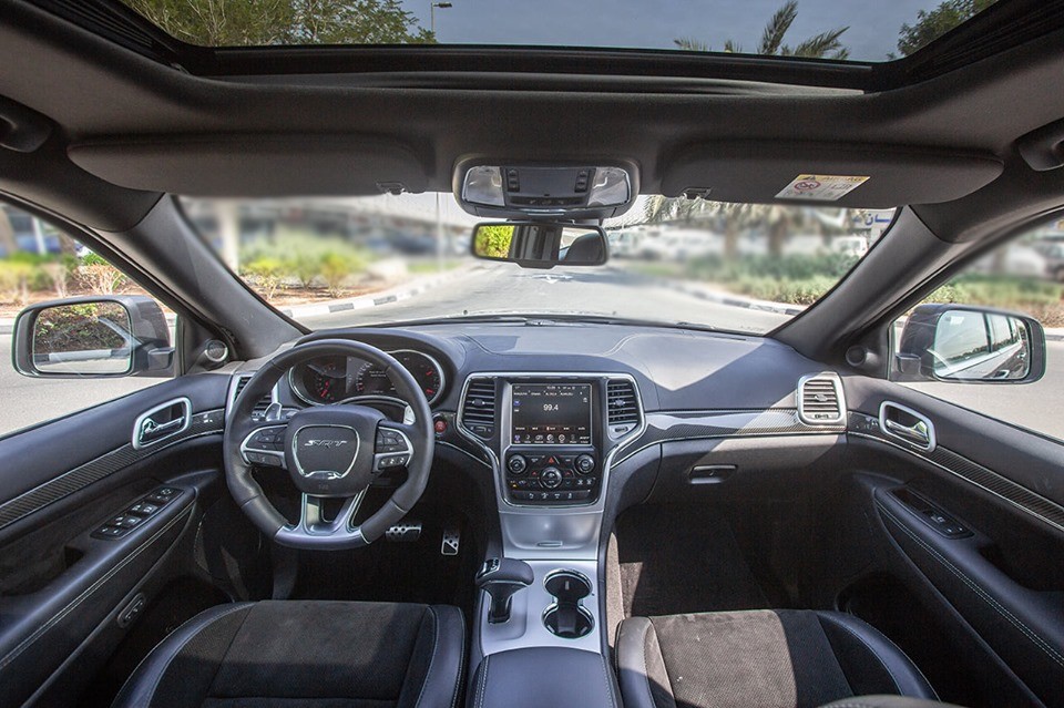 2014 JEEP GRAND CHEROKEE 6.4L V8 – Image 4