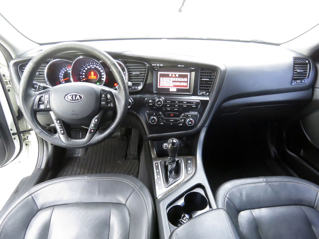 2011 Kia Optima (k5) 2.0 luxe – Image 6