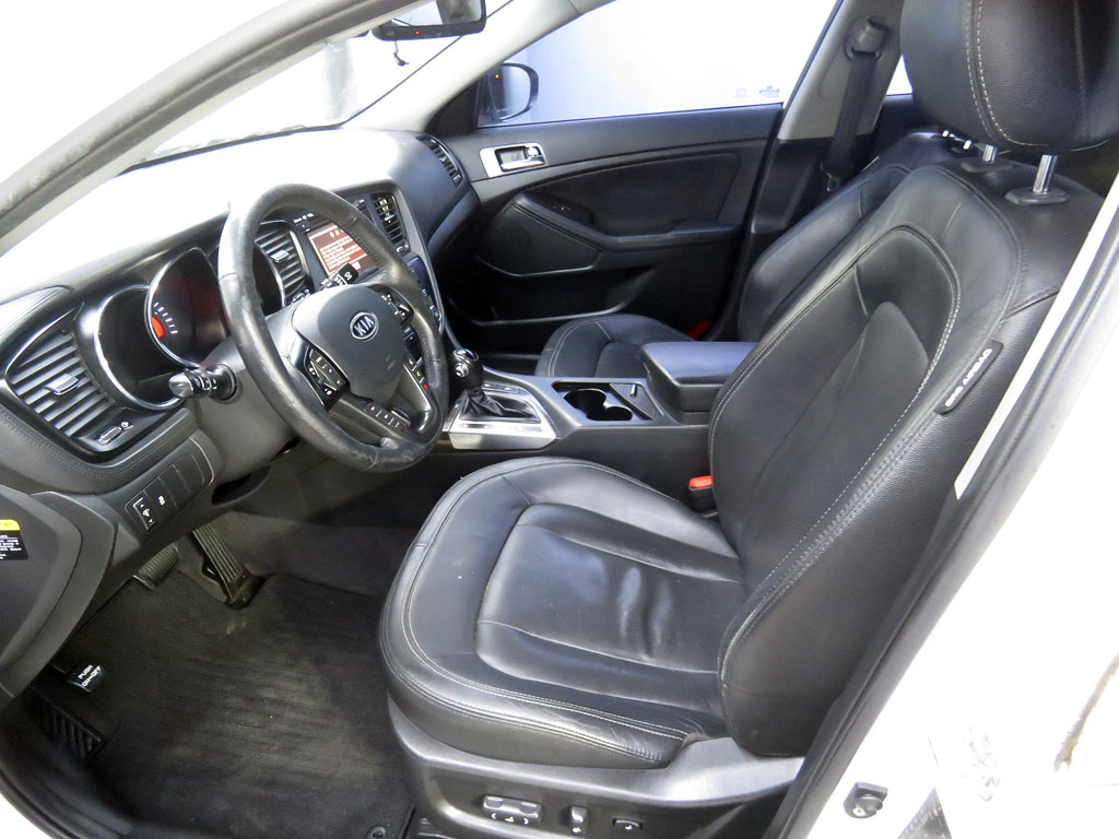 2011 Kia Optima (k5) 2.0 luxe – Image 8