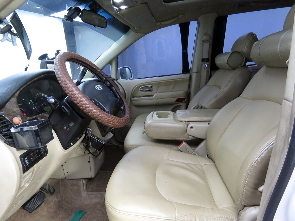 2004 Hyundai Trajet XG 2.0L – Image 8