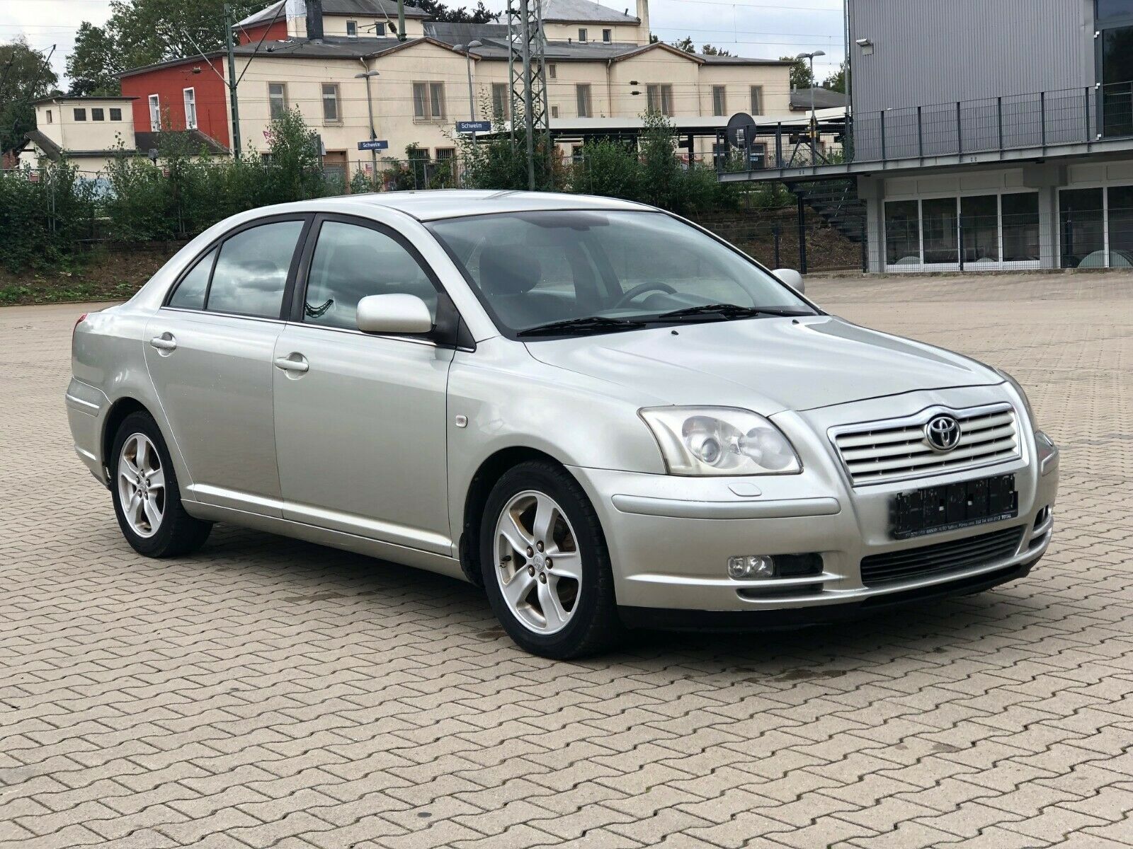 2003 Toyota Avensis 1.8L VVT-i – Image 2