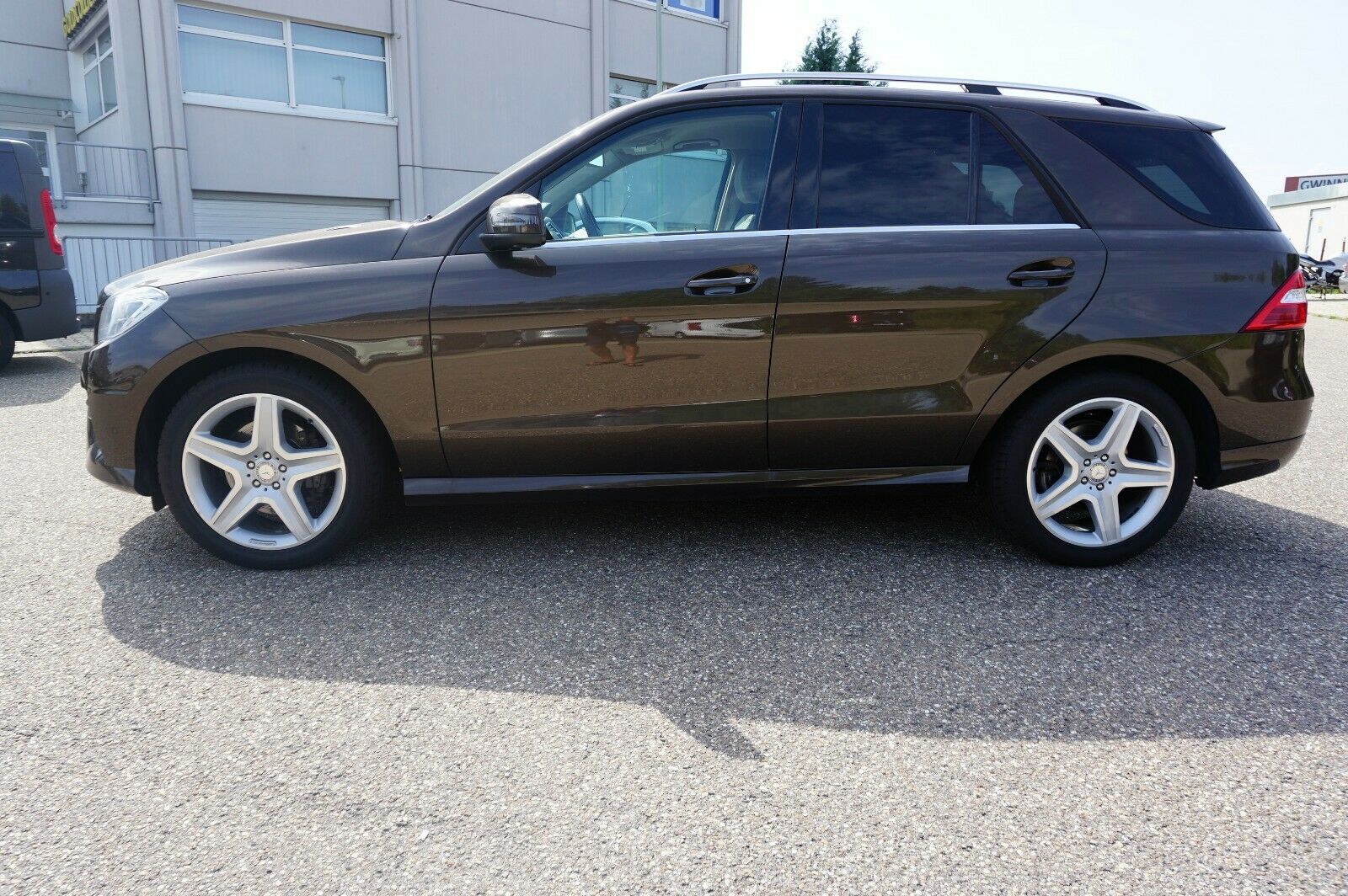 2013 Mercedes-Benz ML350 CDI BlueTEC – Image 3