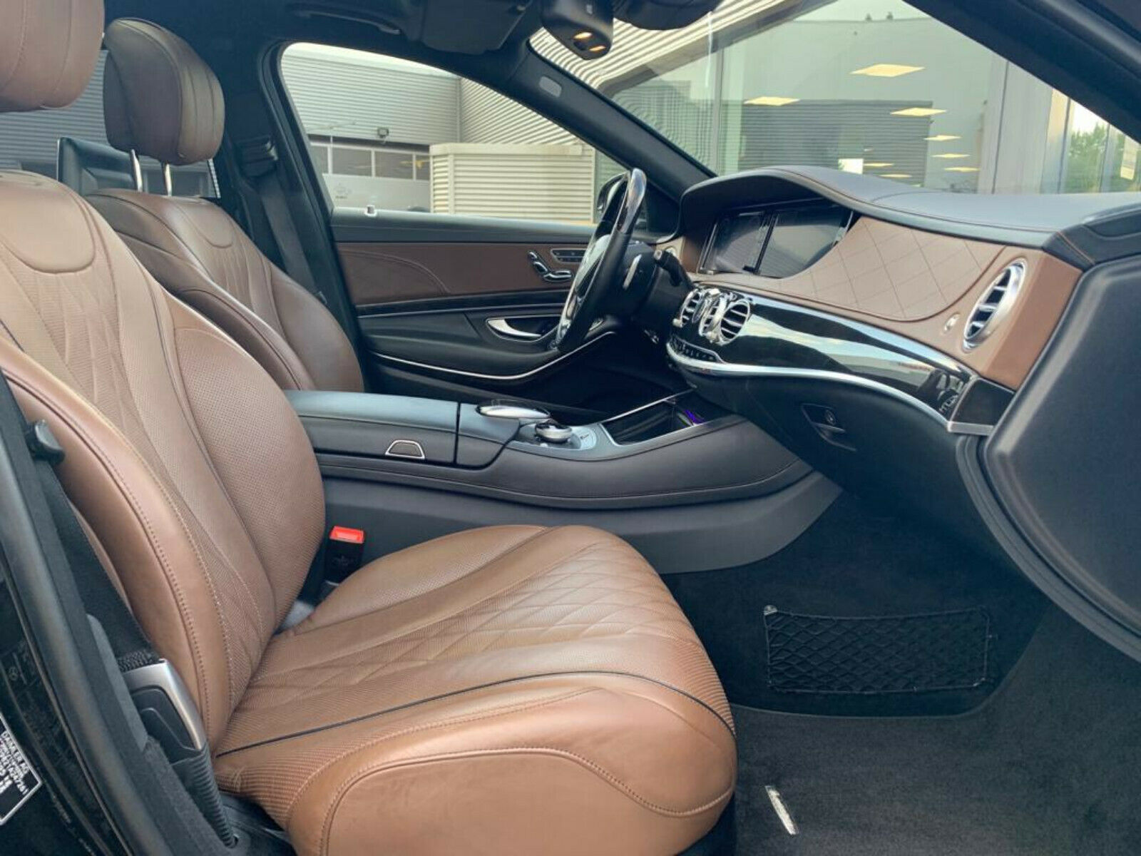 2016 Mercedes-Benz S500 Maybach – Image 6