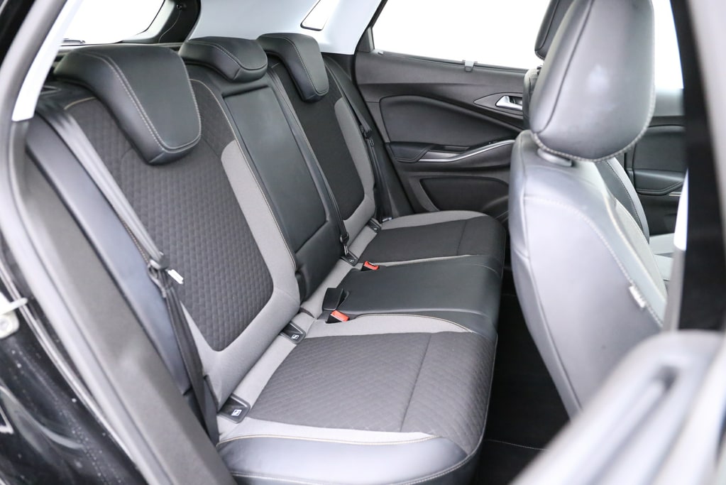 2019 Opel Grand Country X 1.2T – Image 21