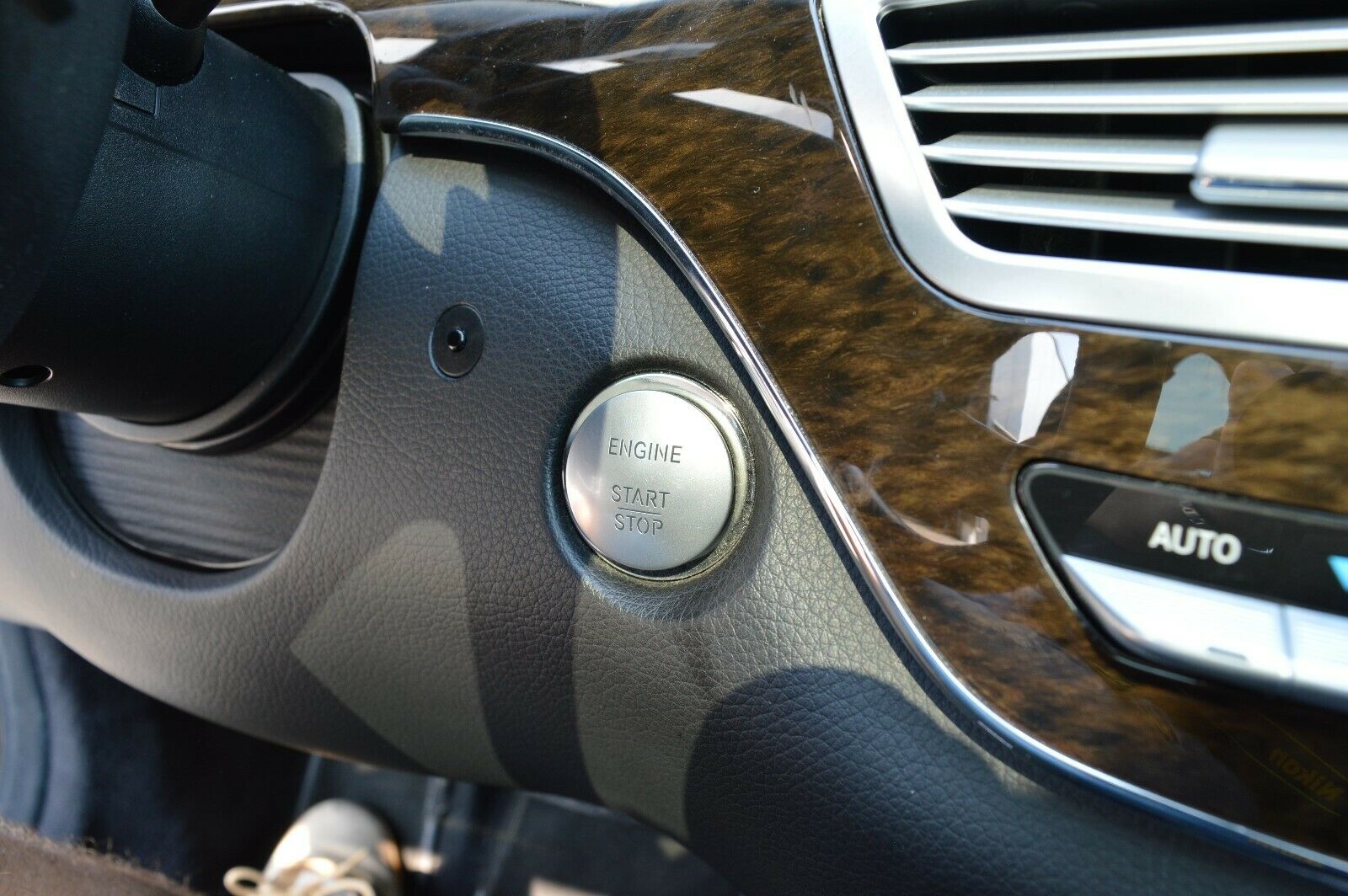 2009 Mercedes-Benz S350 CDI Long 4-Matic – Image 15