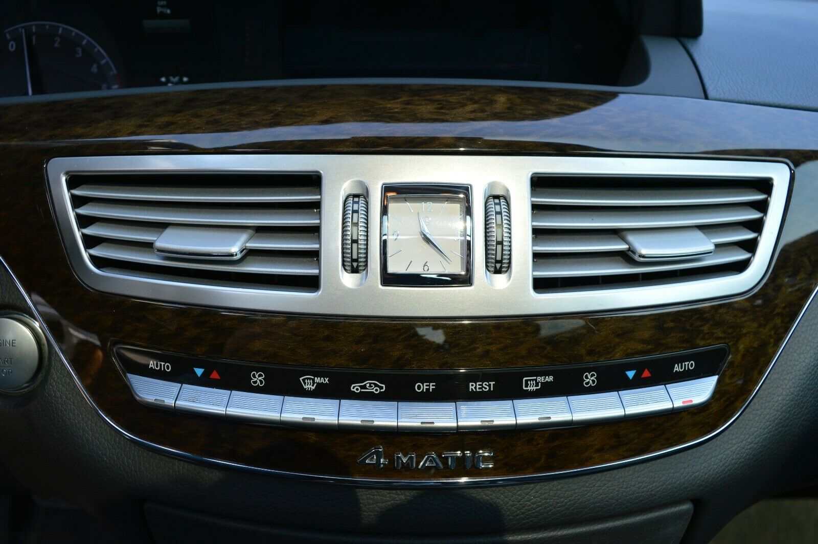 2009 Mercedes-Benz S350 CDI Long 4-Matic – Image 17