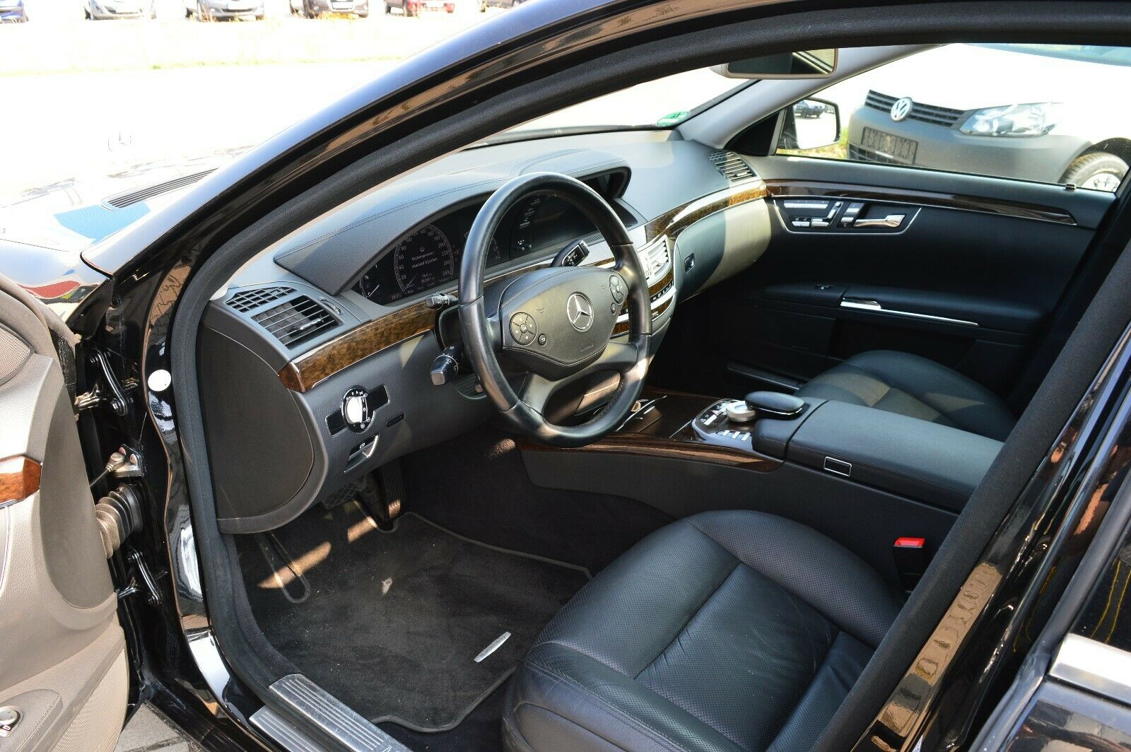 2009 Mercedes-Benz S350 CDI Long 4-Matic – Image 6