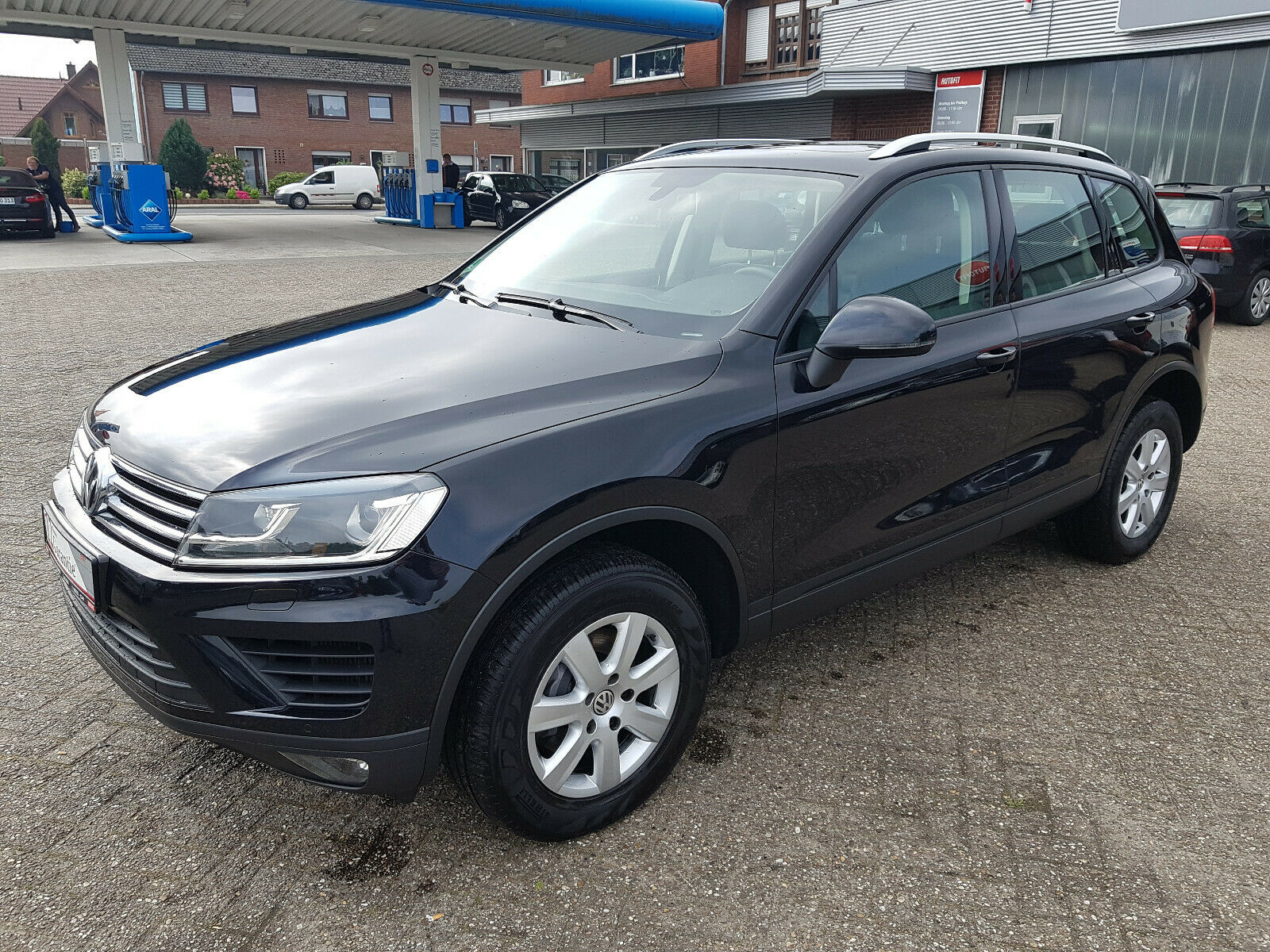 2015 Volkswagen Touareg 3.0 V6 TDI – Image 14