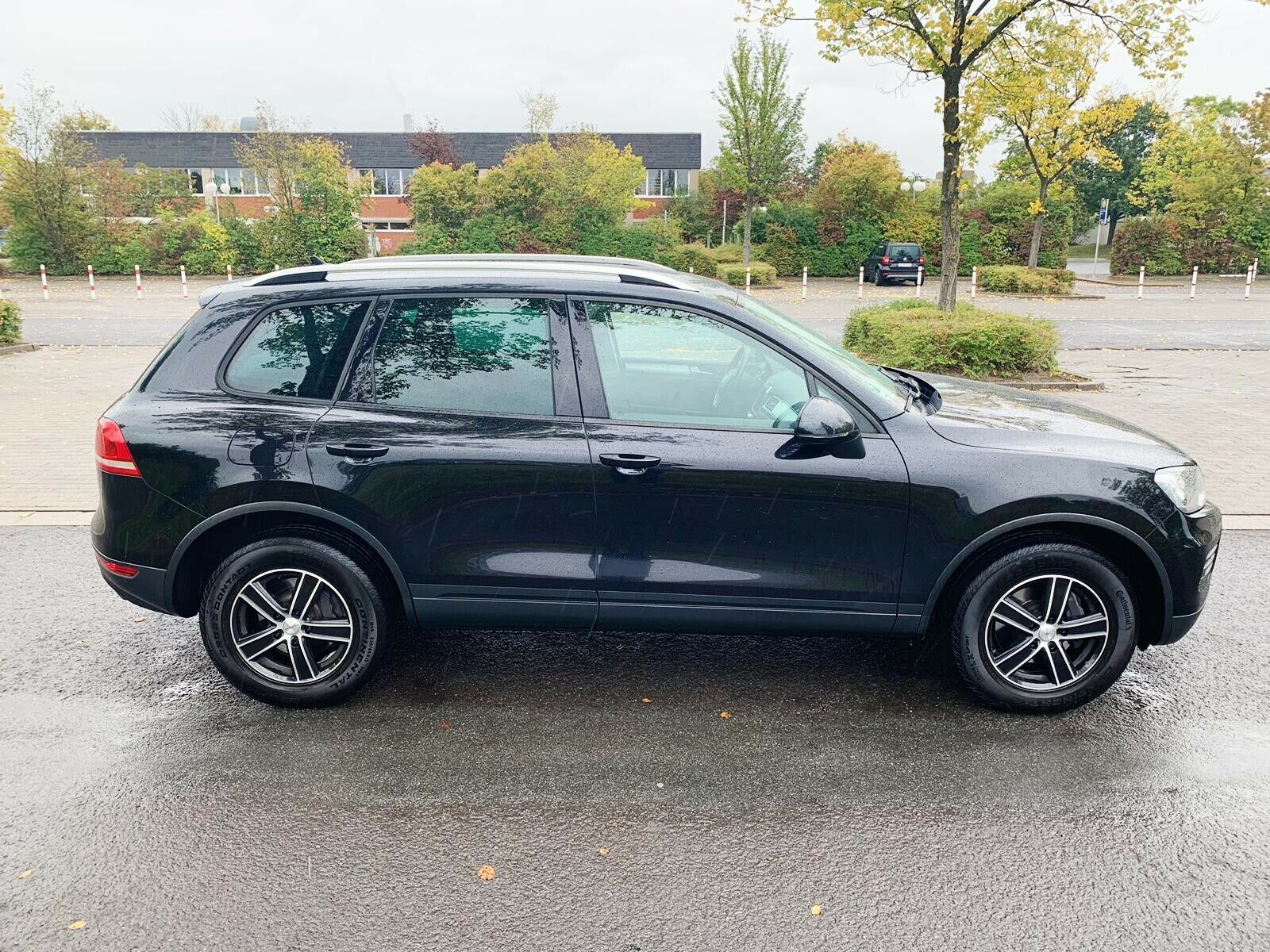 2011 Volkswagen Touareg 3.0 V6 TDI Tiptronic – Image 13