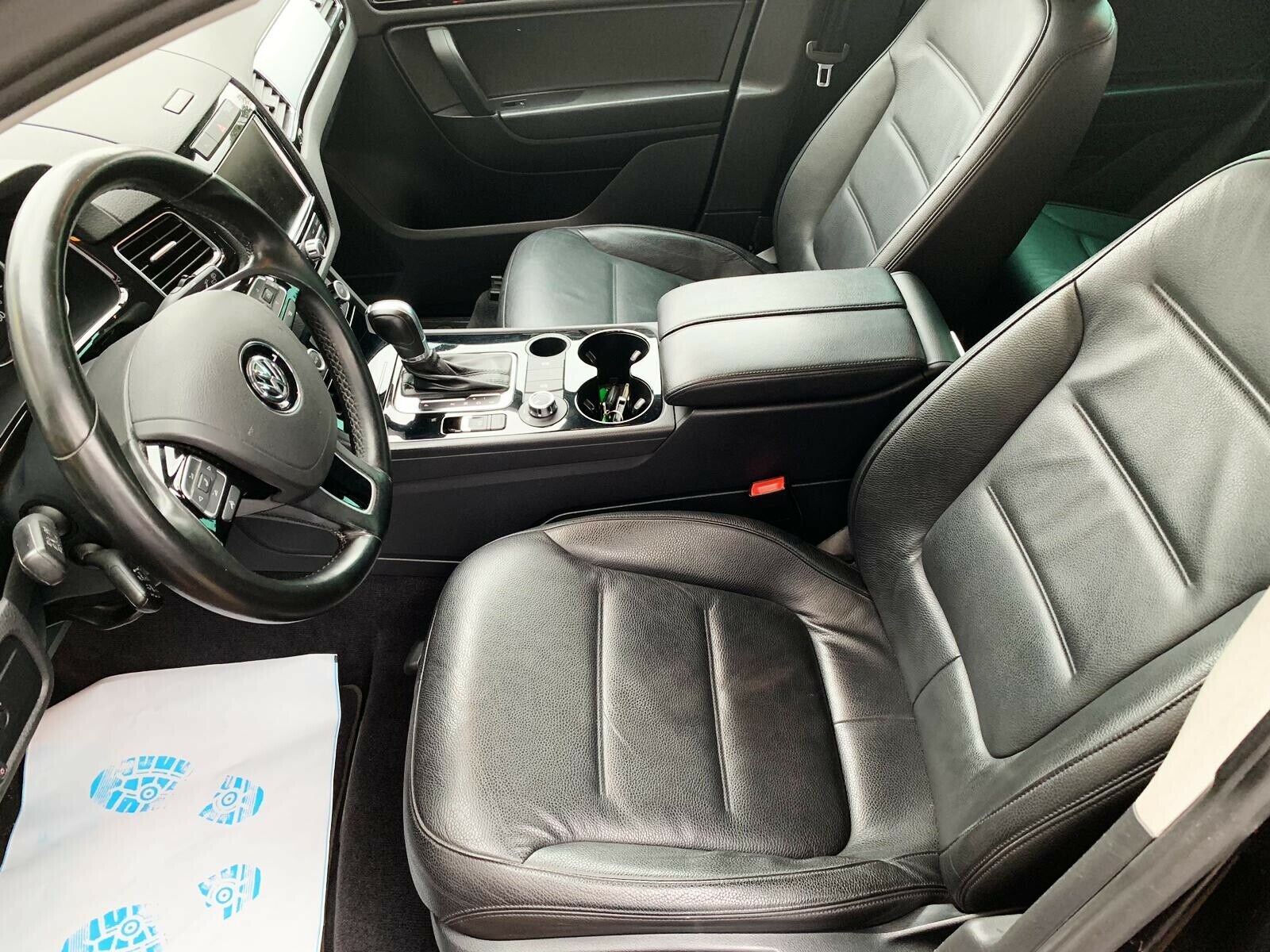 2011 Volkswagen Touareg 3.0 V6 TDI Tiptronic – Image 7