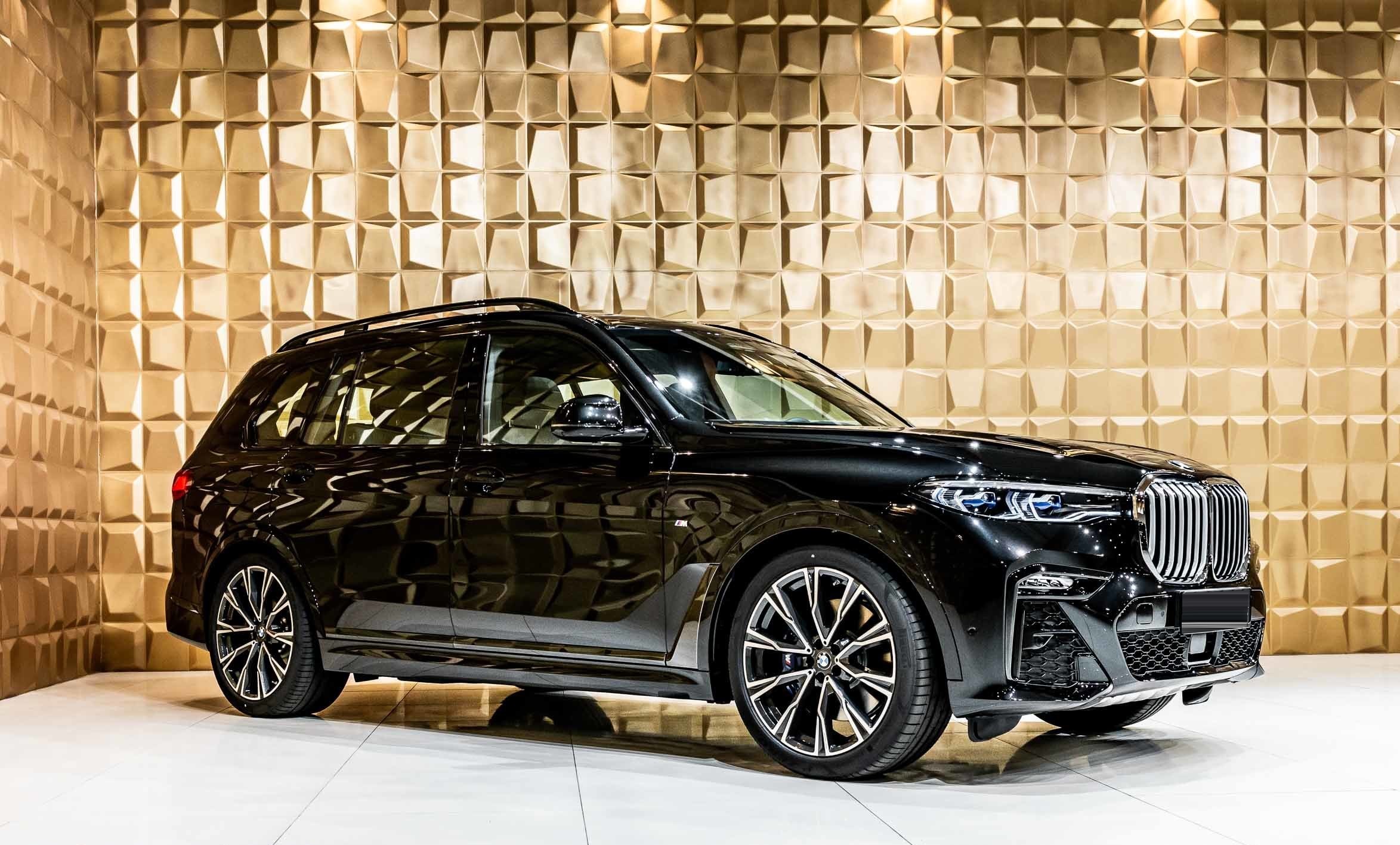 2019 BMW X7 xDrive40i M-SPORT – Image 11