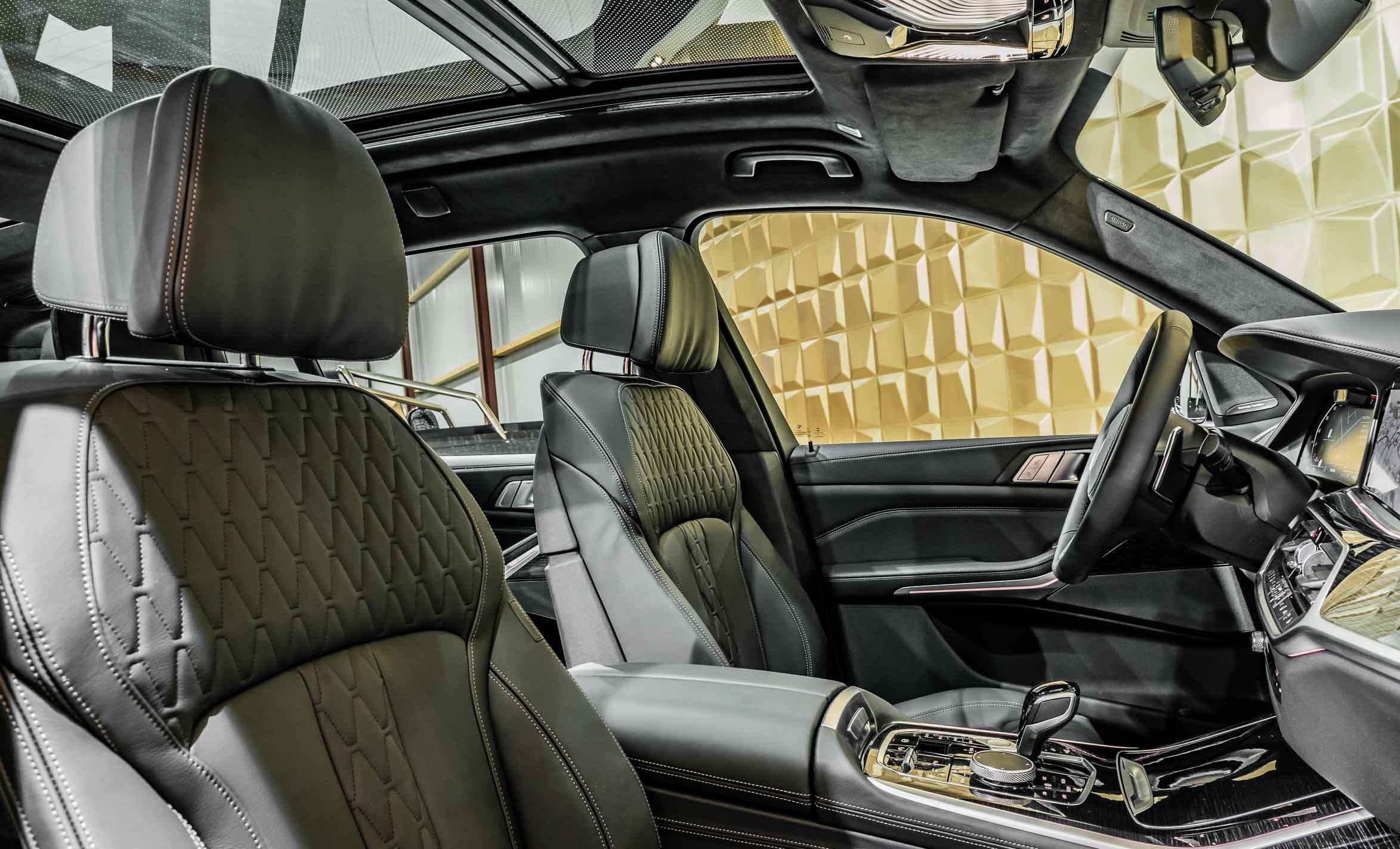 2019 BMW X7 xDrive40i M-SPORT – Image 24