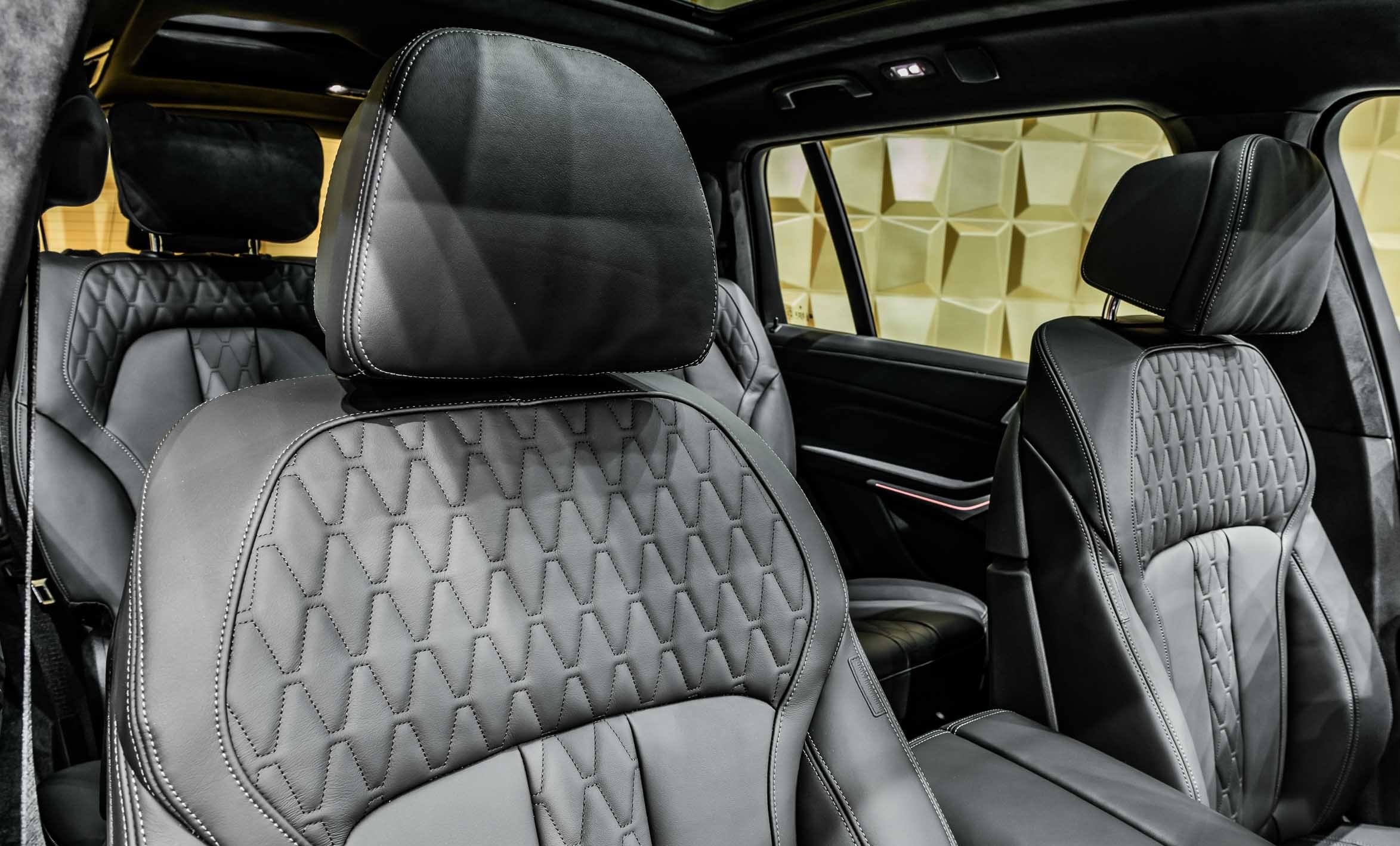 2019 BMW X7 xDrive40i M-SPORT – Image 25