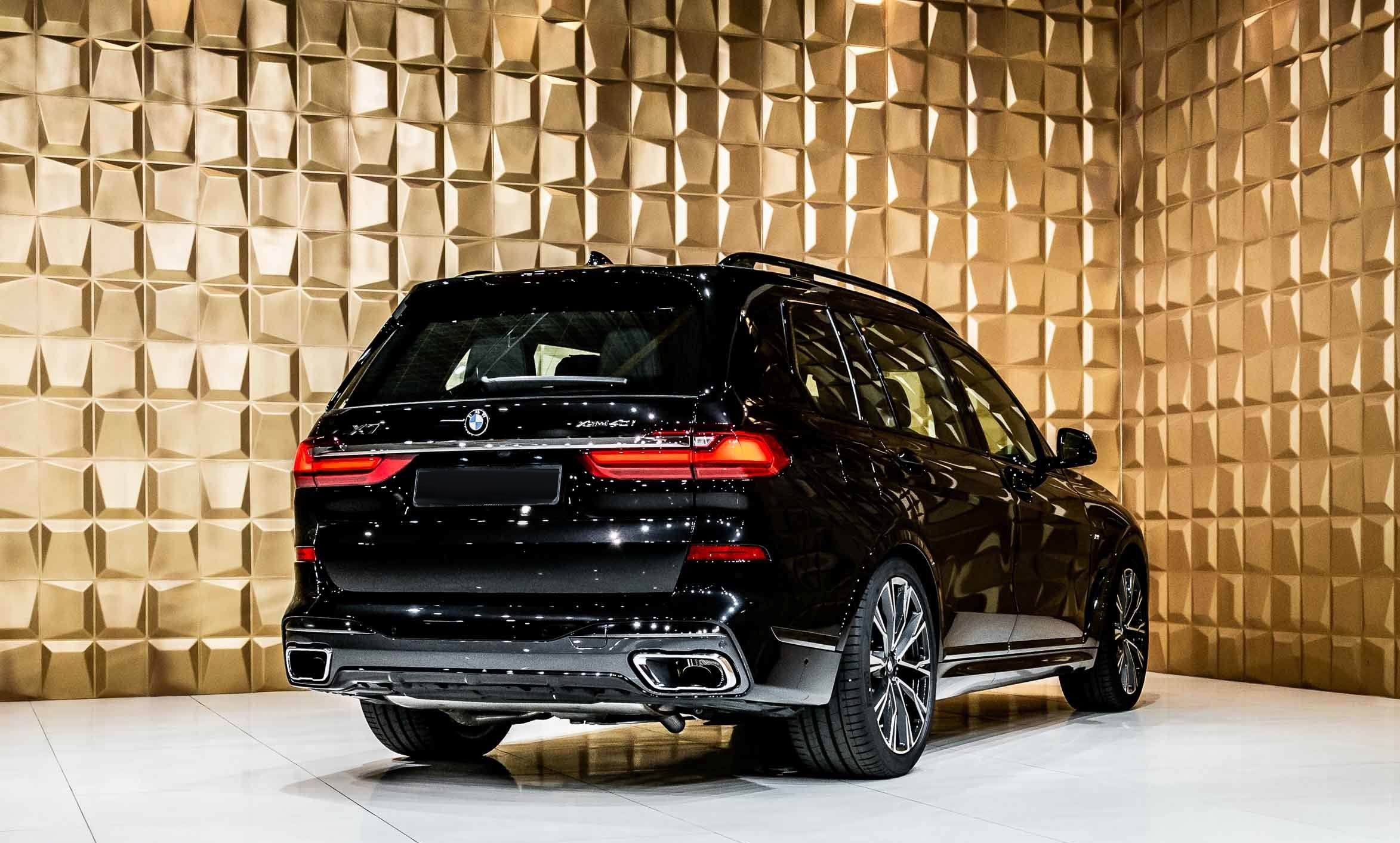 2019 BMW X7 xDrive40i M-SPORT – Image 6