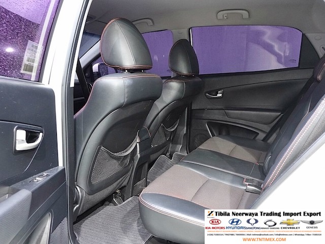 2011 SSANGYONG KORANDO C 2.0 – Image 12