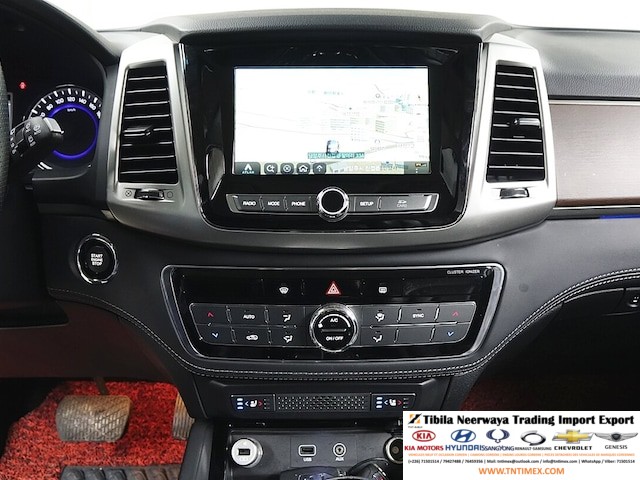 2017 SSANGYONG REXTON G4 2.2L 4WD LUXE – Image 12