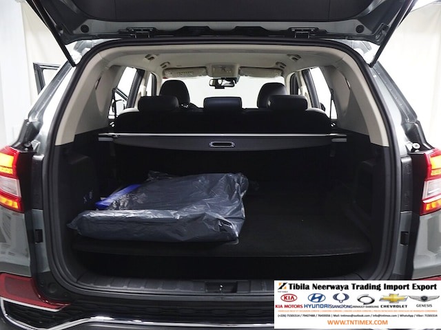 2017 SSANGYONG REXTON G4 2.2L 4WD LUXE – Image 15