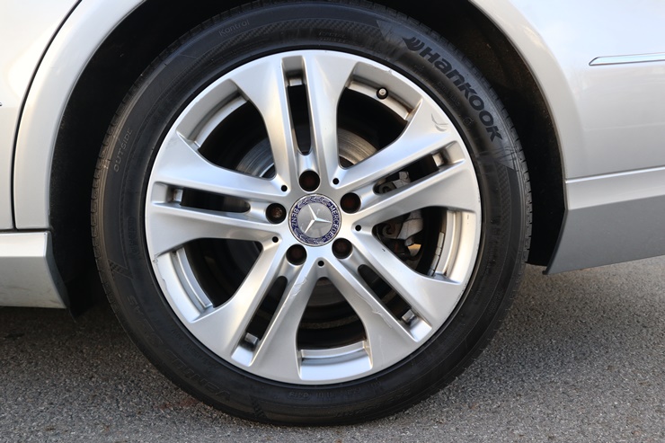 2012 MERCEDES E220 CDI AVANGARDE – Image 14