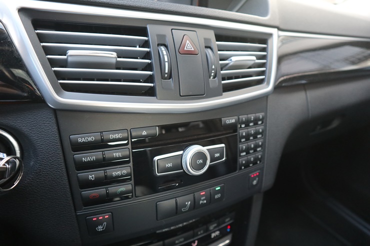 2012 MERCEDES E220 CDI AVANGARDE – Image 30