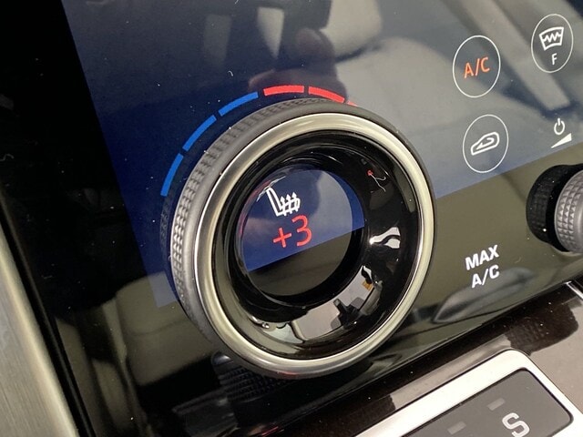 2020 Land Rover Range Rover PHEV 2.0L TURBOCHARGED – Image 2