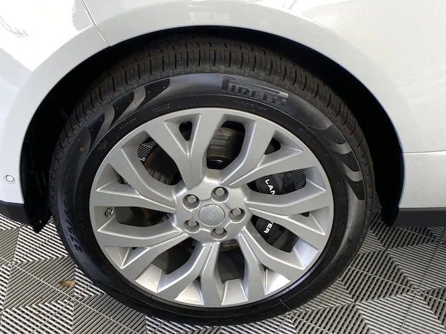 2020 Land Rover Range Rover PHEV 2.0L TURBOCHARGED – Image 14