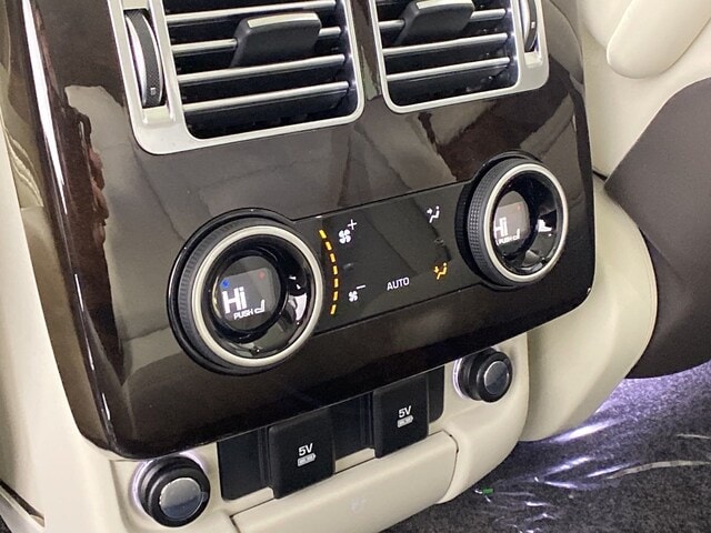 2020 Land Rover Range Rover PHEV 2.0L TURBOCHARGED – Image 24