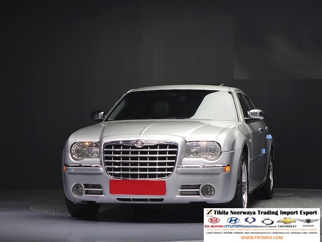 2006 Chrysler 300C 3.5L V6 – Image 4