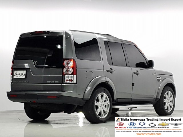 2011 Land Rover Discovery 4 3.0L SDV6 SE – Image 3