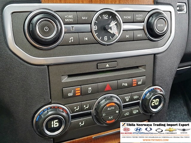 2011 Land Rover Discovery 4 3.0L SDV6 SE – Image 14