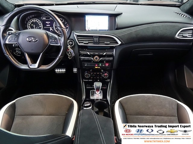 2017 Infiniti Q30 2.0L Premium – Image 8