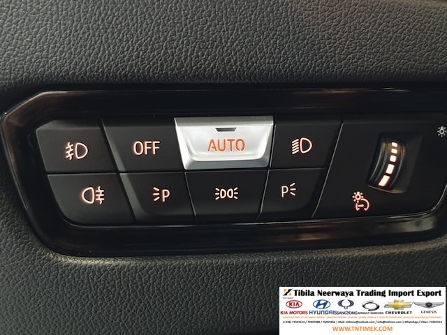 2019 BMW 320d – Image 12