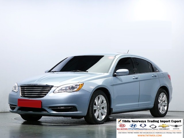 2012 Chrysler 200 2.4L – Image 2