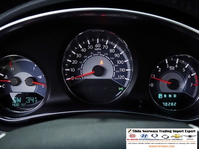 2012 Chrysler 200 2.4L – Image 9