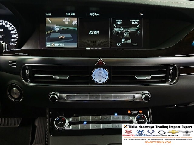 2019 Genesis G90 3.8L Luxe – Image 13