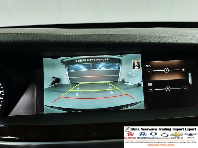 2019 Genesis G90 3.8L Luxe – Image 17