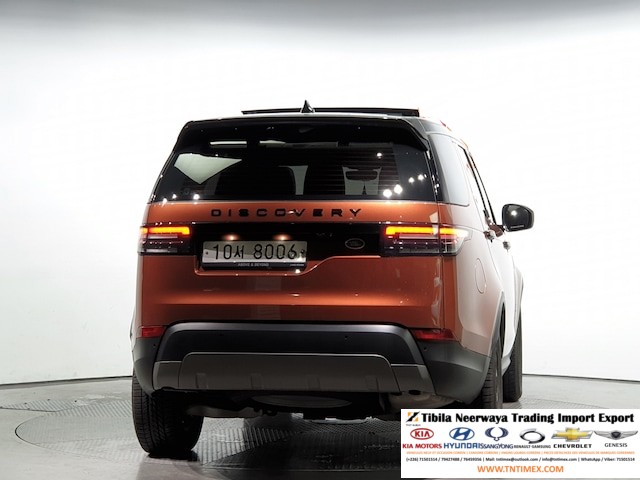 2018 Land Rover Discovery 5 2.0L SD4 SE – Image 5