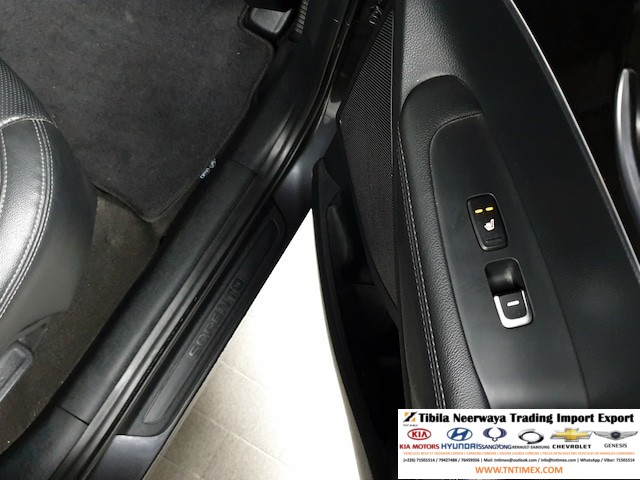 2015 Kia Sorento 2.0L Luxury – Image 16