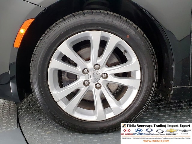 2015 Chrysler 200 2.4L Limited – Image 6