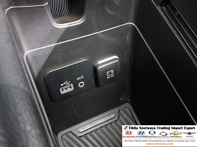 2015 Chrysler 200 2.4L Limited – Image 18