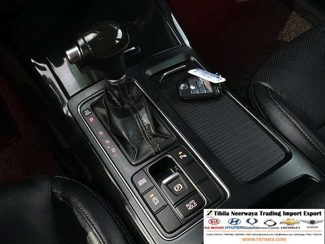 2015 Kia Sorento 2.0L Prestige – Image 9