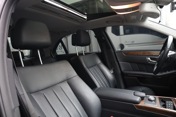 2011 MERCEDES-BENZ E300 – Image 49