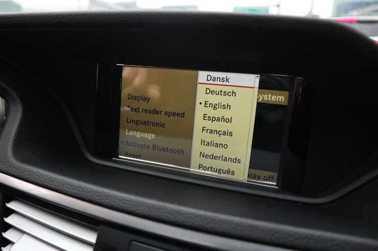 2011 MERCEDES-BENZ E300 – Image 57