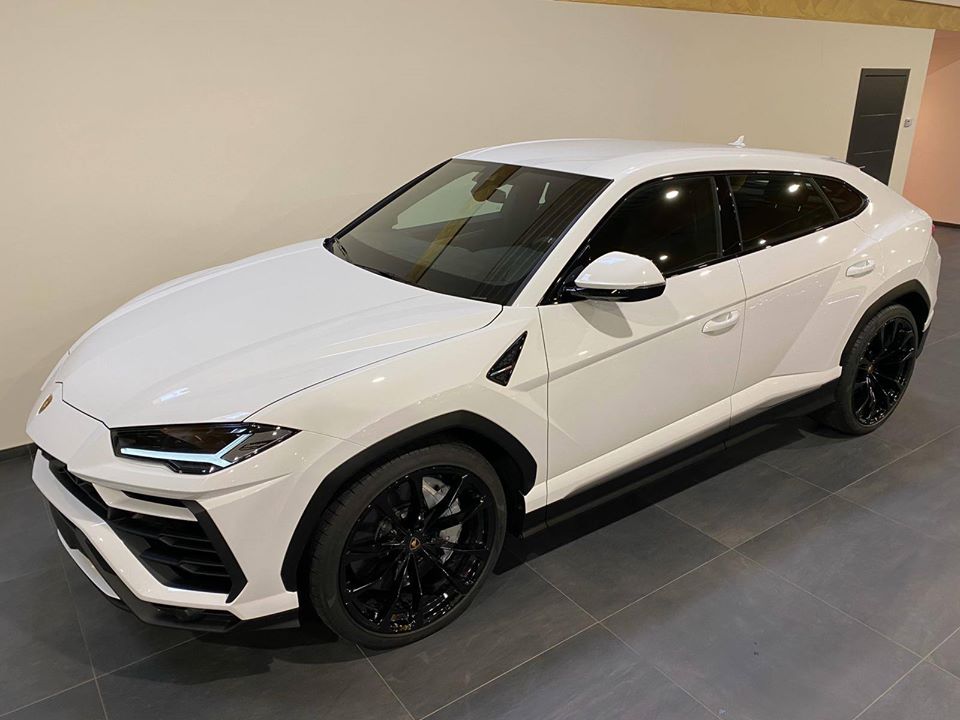 2020 Lamborghini Urus 4.0L V8 – Image 17