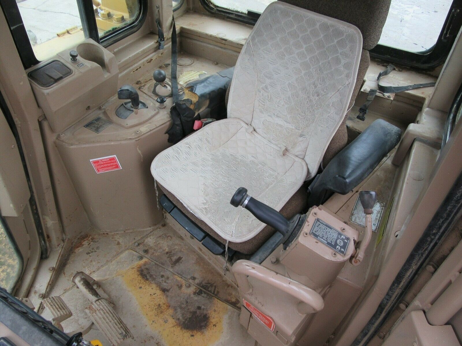 1994 CATERPILLAR D7H – Image 11