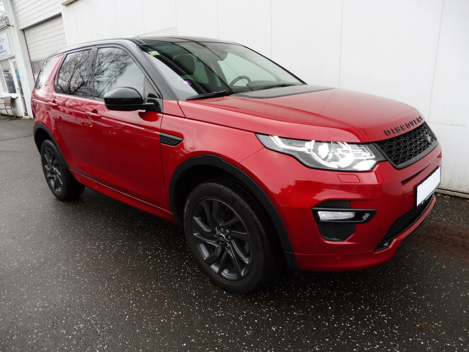 2017 Land Rover Discovery Sport 2.0 SE – Image 15